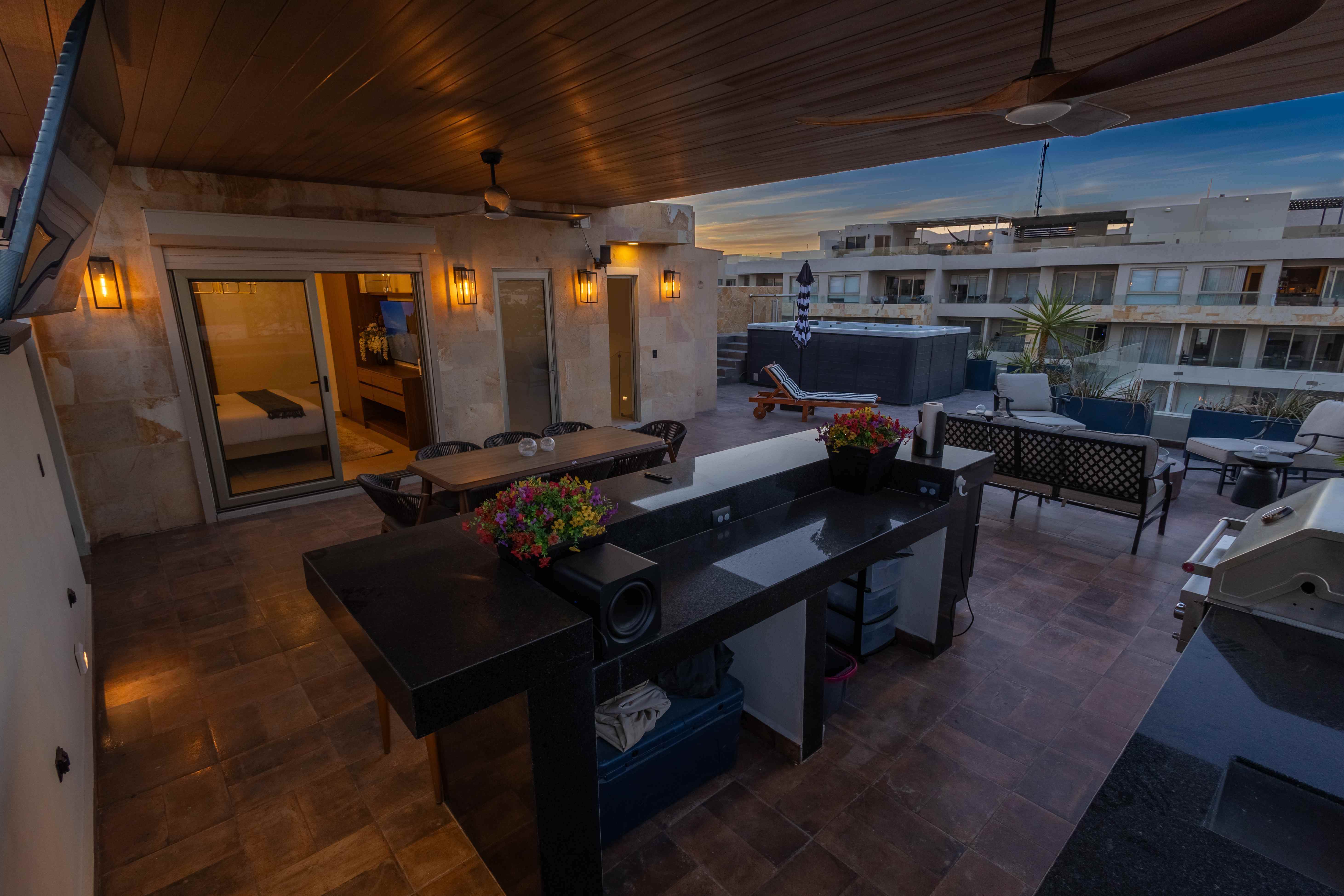 Elegant 3BR Oceanview Haven, 5 min from Cabo
