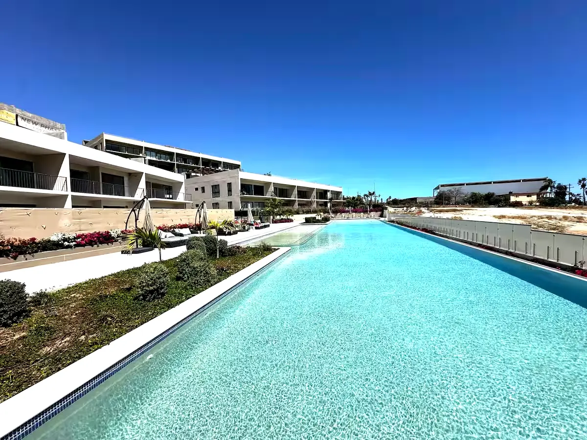 2 br accommodation with pool and bay view